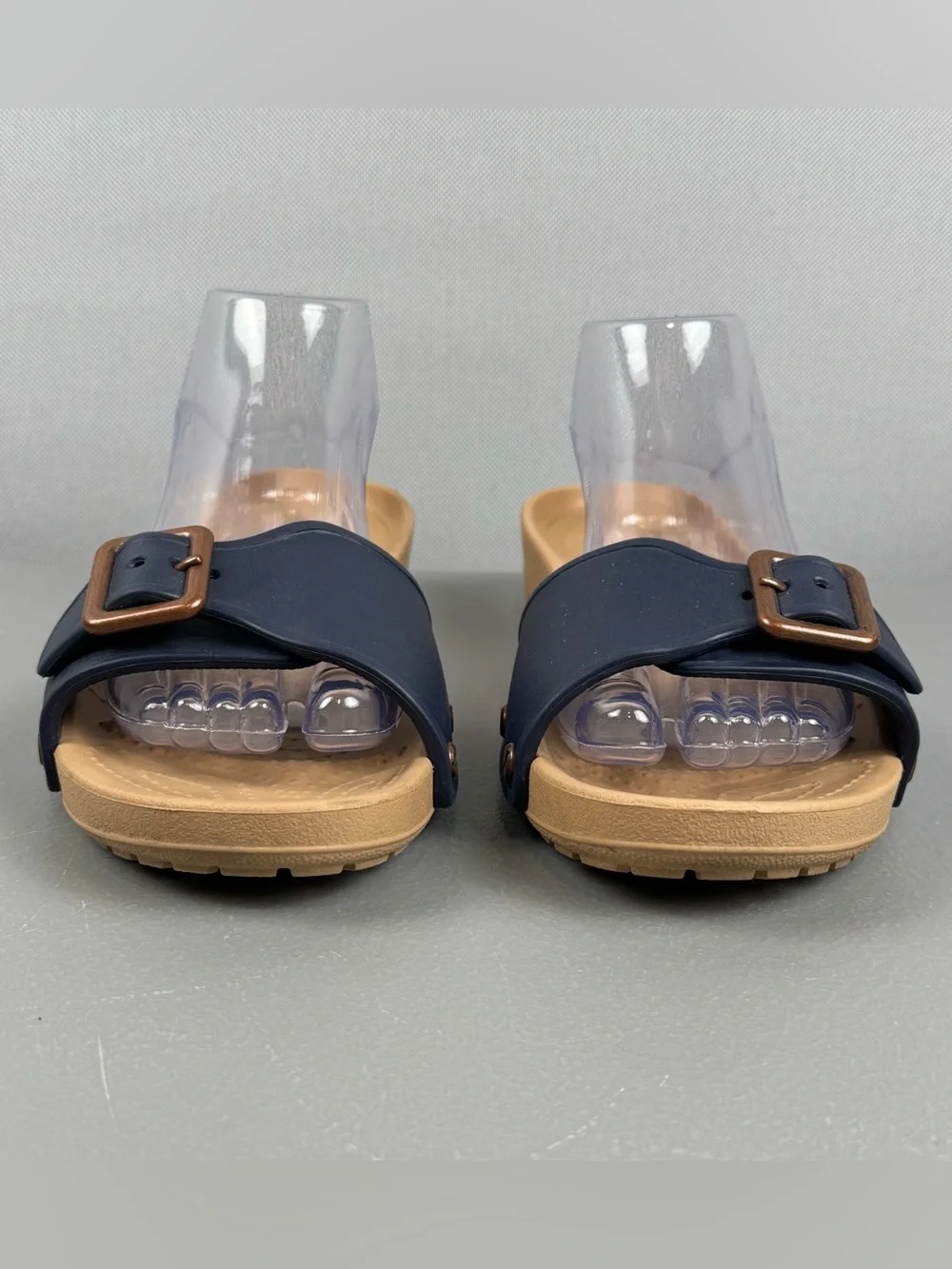 Crocs Sarah Sandals Women 10 Navy Blue Gold Buckle Slip On Comfort Slides 203054